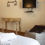 Panzió Ares Charme Szirakúza