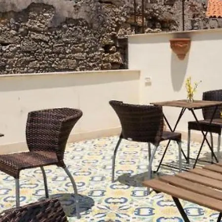Ares Charme Bed & Breakfast *