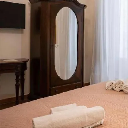 Ares Charme Bed & Breakfast Syracuse