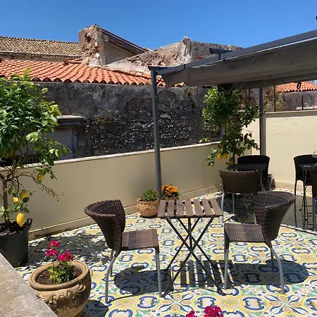 Ares Charme Bed & Breakfast